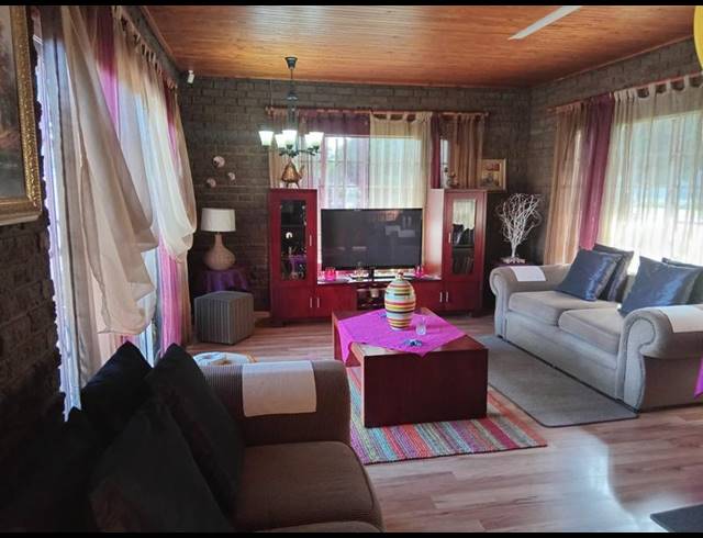 3 BEDROOM HOUSE FOR SALE IN BRACKENDOWNS